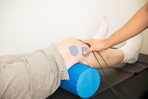 Czy terapia falą uderzeniową może pomóc w leczeniu przewlekłych bólów mięśniowych?